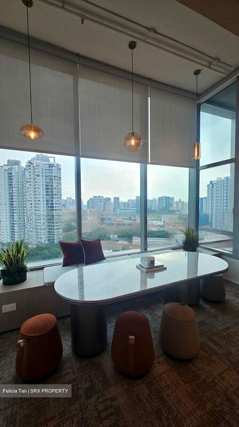 Arc 380 (D8), Office #481187641